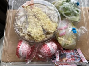 1/3日分の野菜が摂れる鍋焼きうどん（温玉入り）